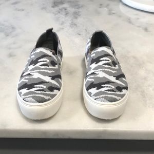 Steve Madden grey camo slip on sneakers